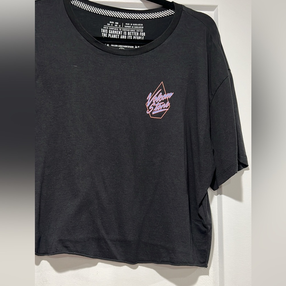 Volcom Black Short-Sleeve Crop Tee